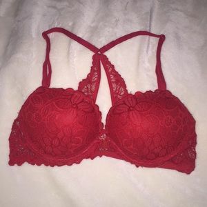 VICTORIAS SECRET RED LACE HALTER PUSH-UP BRA